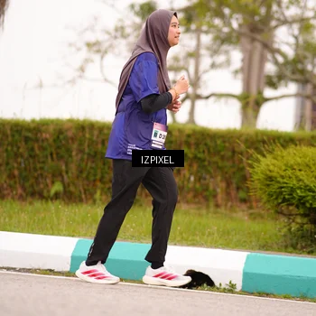 Runner Photo 7541062