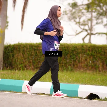 Runner Photo 7541063
