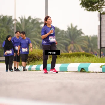Runner Photo 7541068