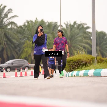 Runner Photo 7541109
