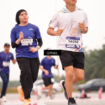 Runner Photo 7541112