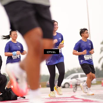 Runner Photo 7541117