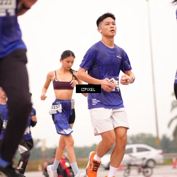 Runner Photo 7541124