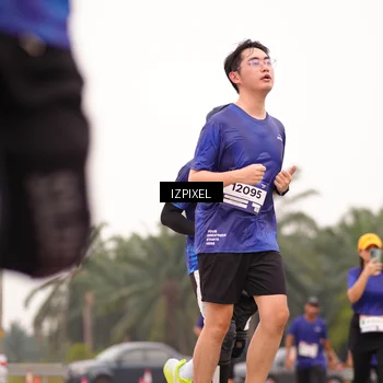 Runner Photo 7541128