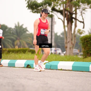 Runner Photo 7541154