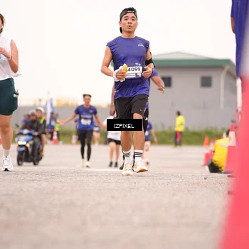 Runner Photo 7541184