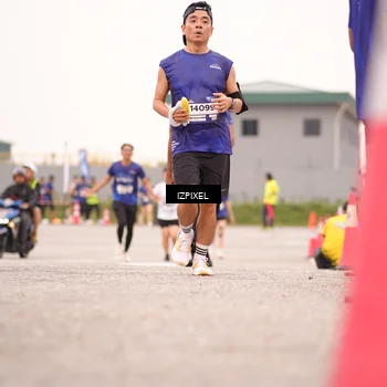 Runner Photo 7541185