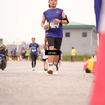 Runner Photo 7541186