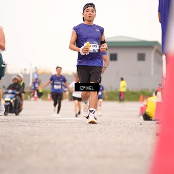 Runner Photo 7541187