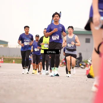 Runner Photo 7541224