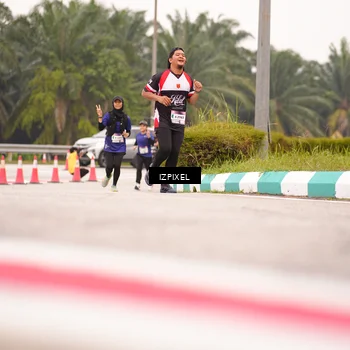 Runner Photo 7541239