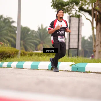 Runner Photo 7541246