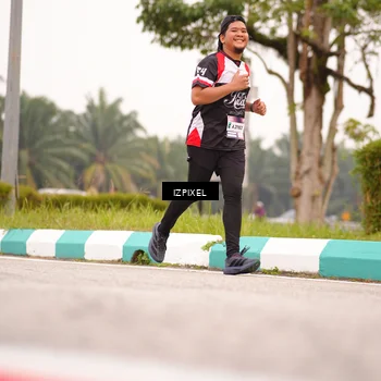 Runner Photo 7541248