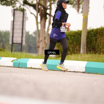 Runner Photo 7541262