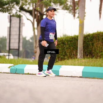 Runner Photo 7541280