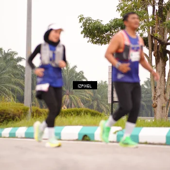 Runner Photo 7541303