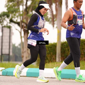 Runner Photo 7541308