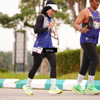 Runner Photo 7541311