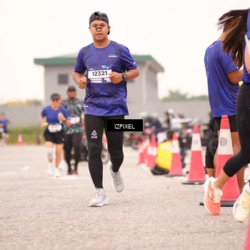 Runner Photo 7541364