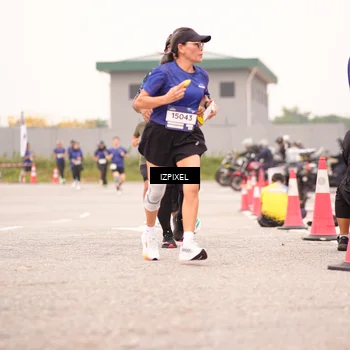 Runner Photo 7541376