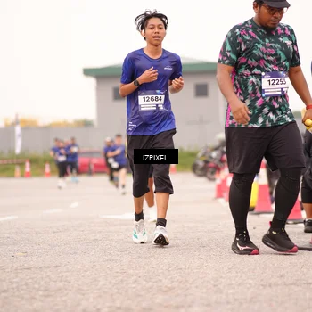 Runner Photo 7541381
