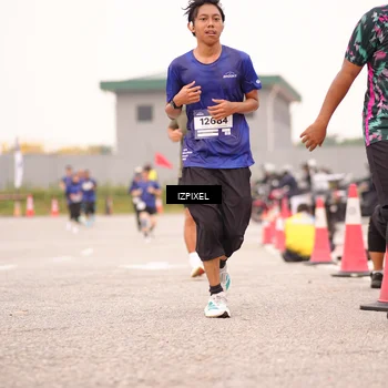 Runner Photo 7541382