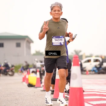 Runner Photo 7541388