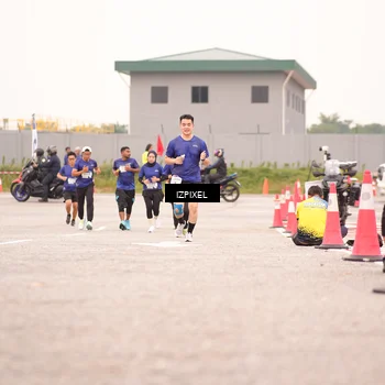 Runner Photo 7541392
