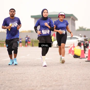 Runner Photo 7541405