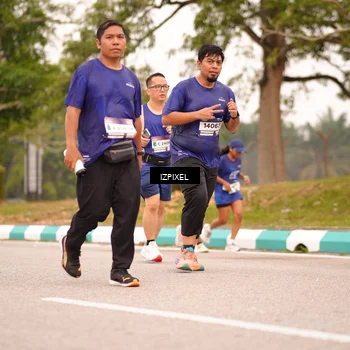 Runner Photo 7541415