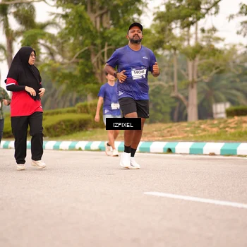 Runner Photo 7541417