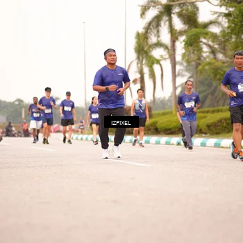 Runner Photo 7541457