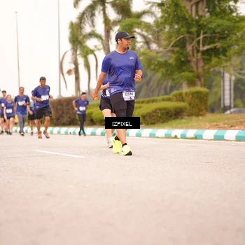 Runner Photo 7541458