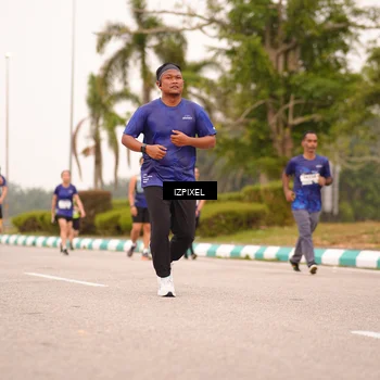 Runner Photo 7541460