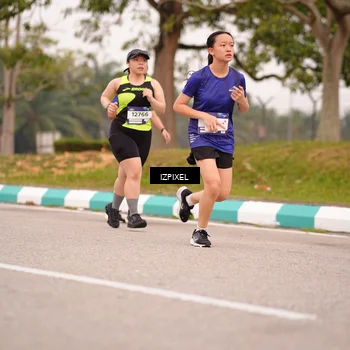 Runner Photo 7541480