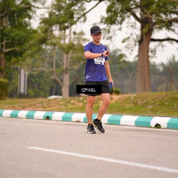 Runner Photo 7541484