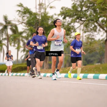 Runner Photo 7541501