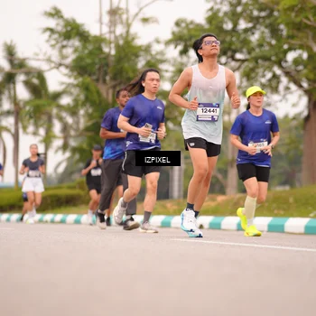 Runner Photo 7541504
