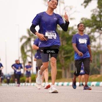 Runner Photo 7541509