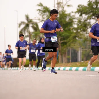 Runner Photo 7541519