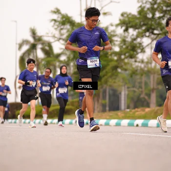 Runner Photo 7541521