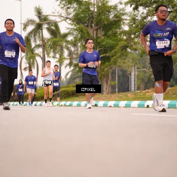 Runner Photo 7541532