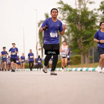 Runner Photo 7541535