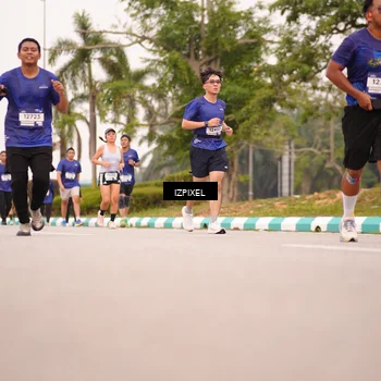 Runner Photo 7541536