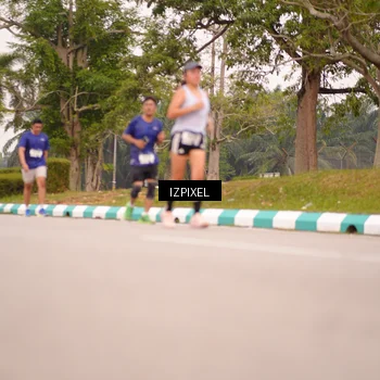 Runner Photo 7541544