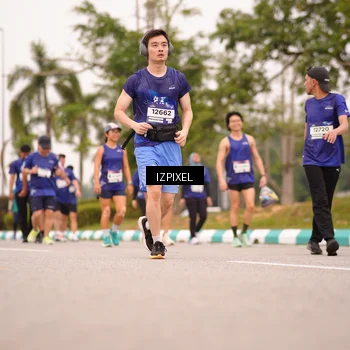 Runner Photo 7541555