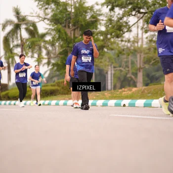 Runner Photo 7541568