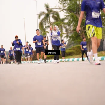 Runner Photo 7541591
