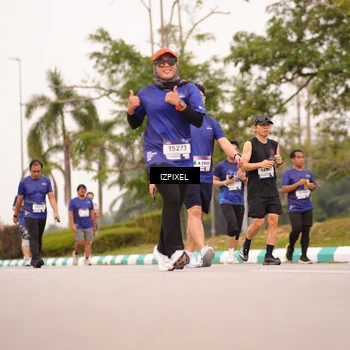Runner Photo 7541599