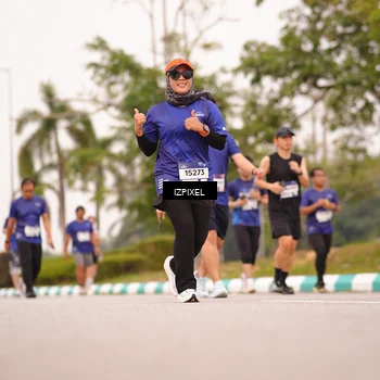 Runner Photo 7541604